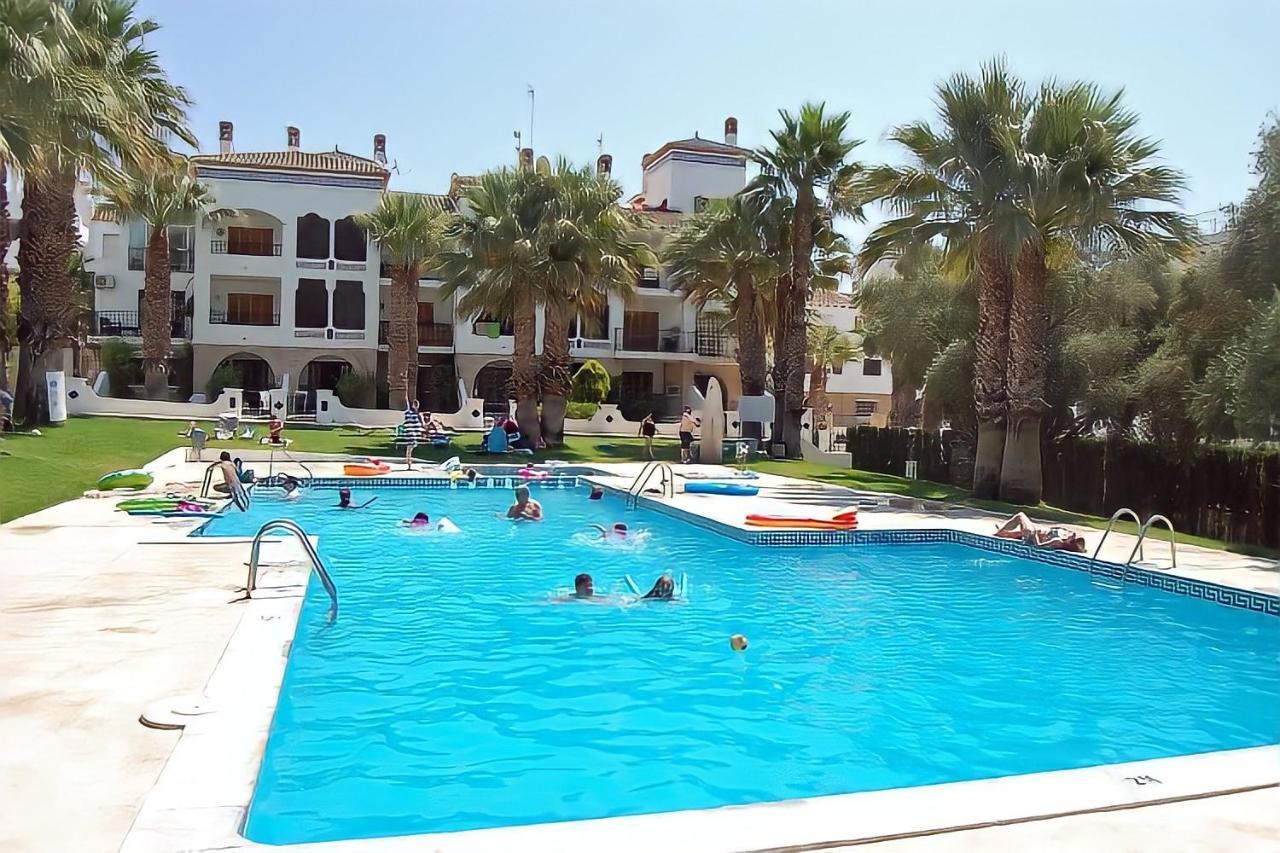 Apartment On The Plaza Alicante Buitenkant foto